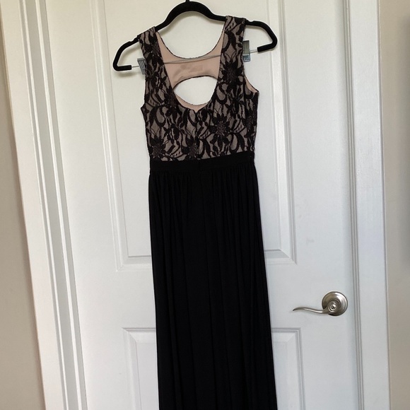 Morgan & Co Sparkly Strap Dress w/ front opening - Picture 5 of 5
